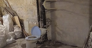 Демонтаж сантехкабины в панельном доме - цена от 1018 рублей | Сварной-Дбн
